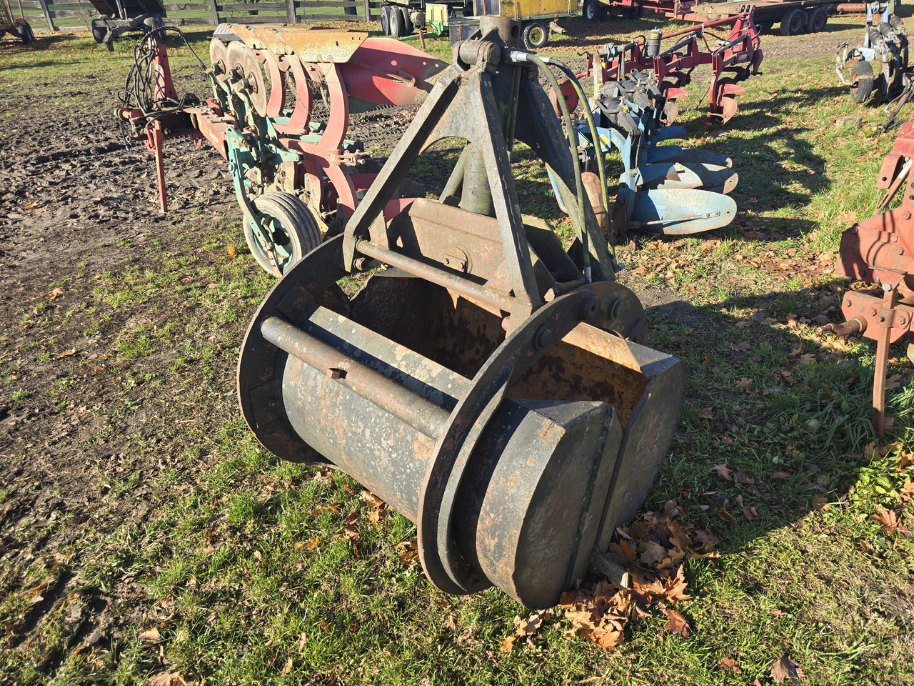 Inna 130 - Korpa za Građevinski strojevi: slika inna 130 - Korpa za Građevinski strojevi Inna 130 - Korpa za Građevinski strojevi: slika inna 130 - Korpa za Građevinski strojevi