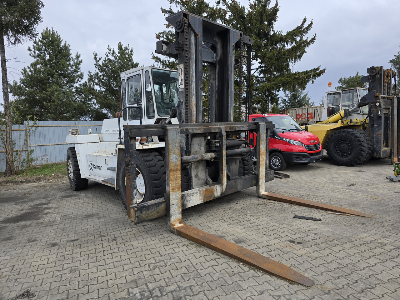 Kalmar DC18-1200N LB - Transporter kontejnera/ Kamion s izmjenjivim sanducima: slika kalmar DC18-1200N LB - Transporter kontejnera/ Kamion s izmjenjivim sanducima Kalmar DC18-1200N LB - Transporter kontejnera/ Kamion s izmjenjivim sanducima: slika kalmar DC18-1200N LB - Transporter kontejnera/ Kamion s izmjenjivim sanducima