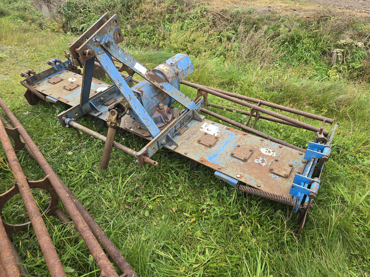 Rabe RABEWERK MKE 250 - Drljača: slika rabe RABEWERK MKE 250 - Drljača Rabe RABEWERK MKE 250 - Drljača: slika rabe RABEWERK MKE 250 - Drljača