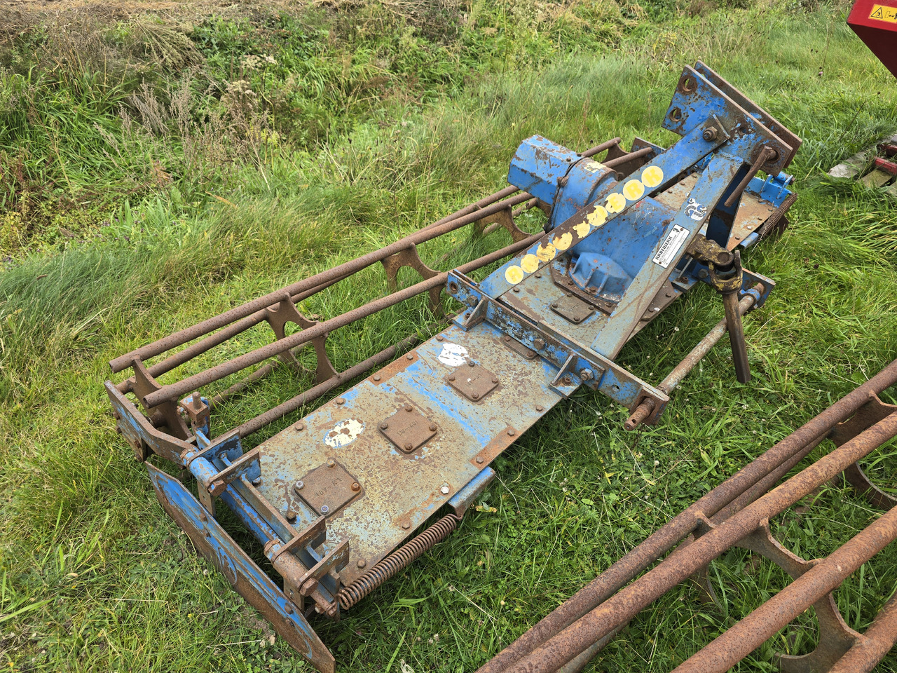Rabe RABEWERK MKE 250 - Drljača: slika rabe RABEWERK MKE 250 - Drljača Rabe RABEWERK MKE 250 - Drljača: slika rabe RABEWERK MKE 250 - Drljača