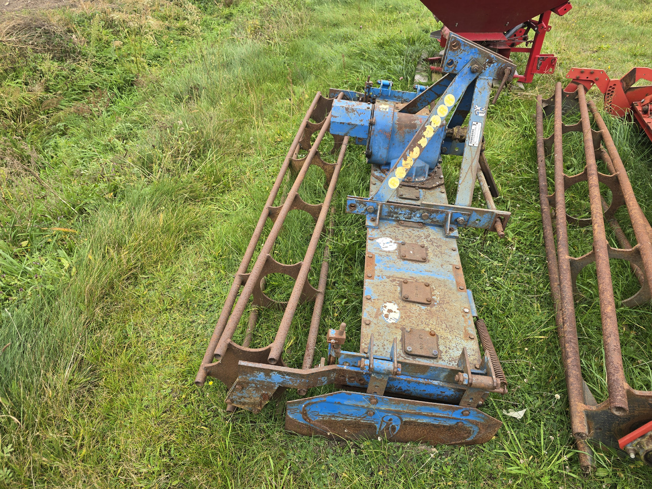 Rabe RABEWERK MKE 250 - Drljača: slika rabe RABEWERK MKE 250 - Drljača Rabe RABEWERK MKE 250 - Drljača: slika rabe RABEWERK MKE 250 - Drljača