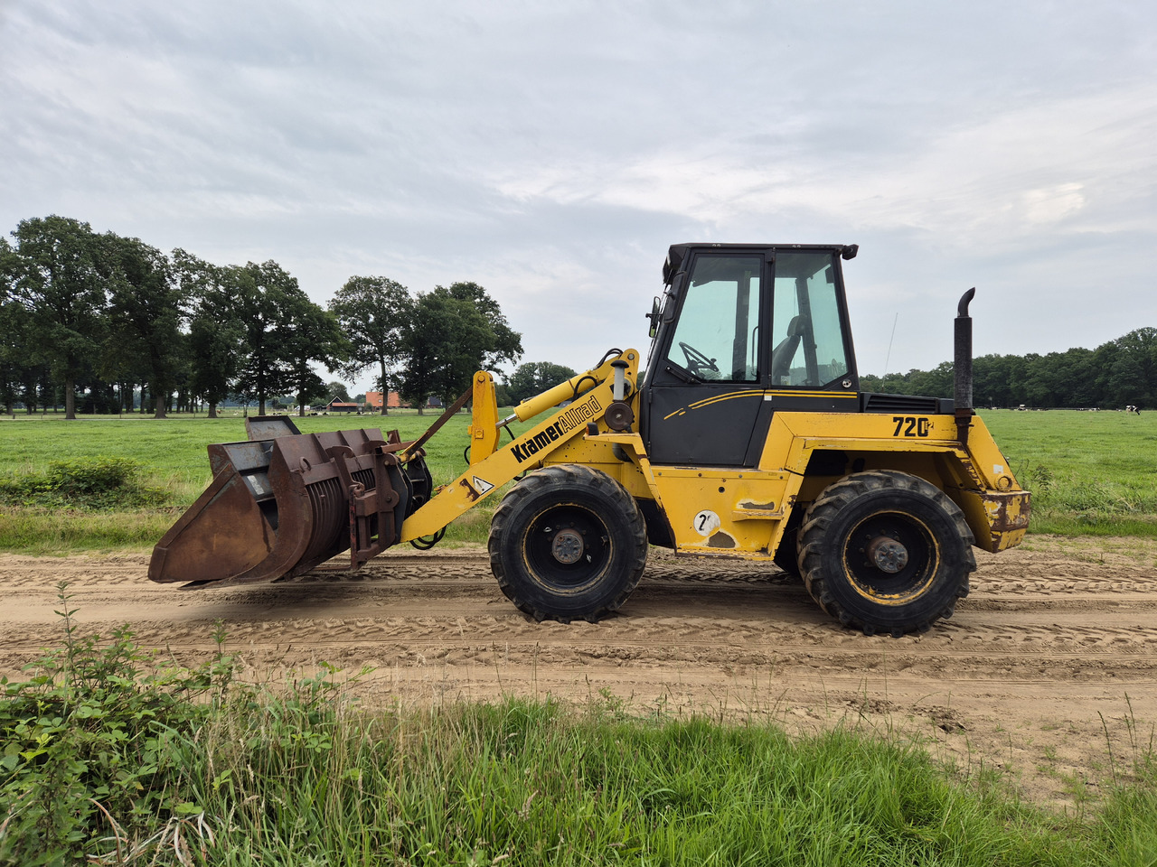 Kramer 720 II - Utovarivač na kotačima: slika Kramer 720 II - Utovarivač na kotačima Kramer 720 II - Utovarivač na kotačima: slika Kramer 720 II - Utovarivač na kotačima