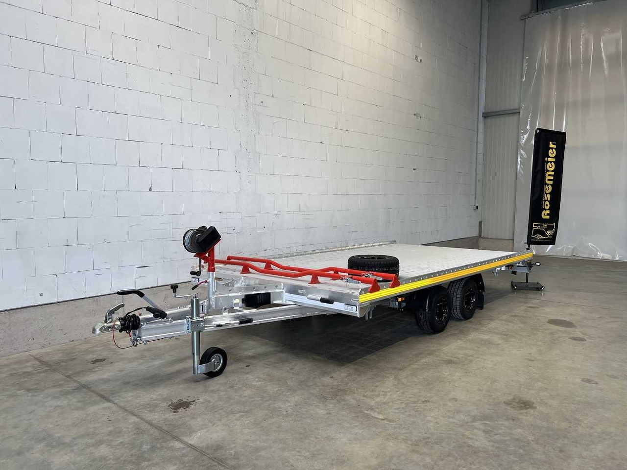 Novi Prikolica za prijevoz automobila BLYSS Silverstone 2700 Autotransporter: slika Novi Prikolica za prijevoz automobila BLYSS Silverstone 2700 Autotransporter