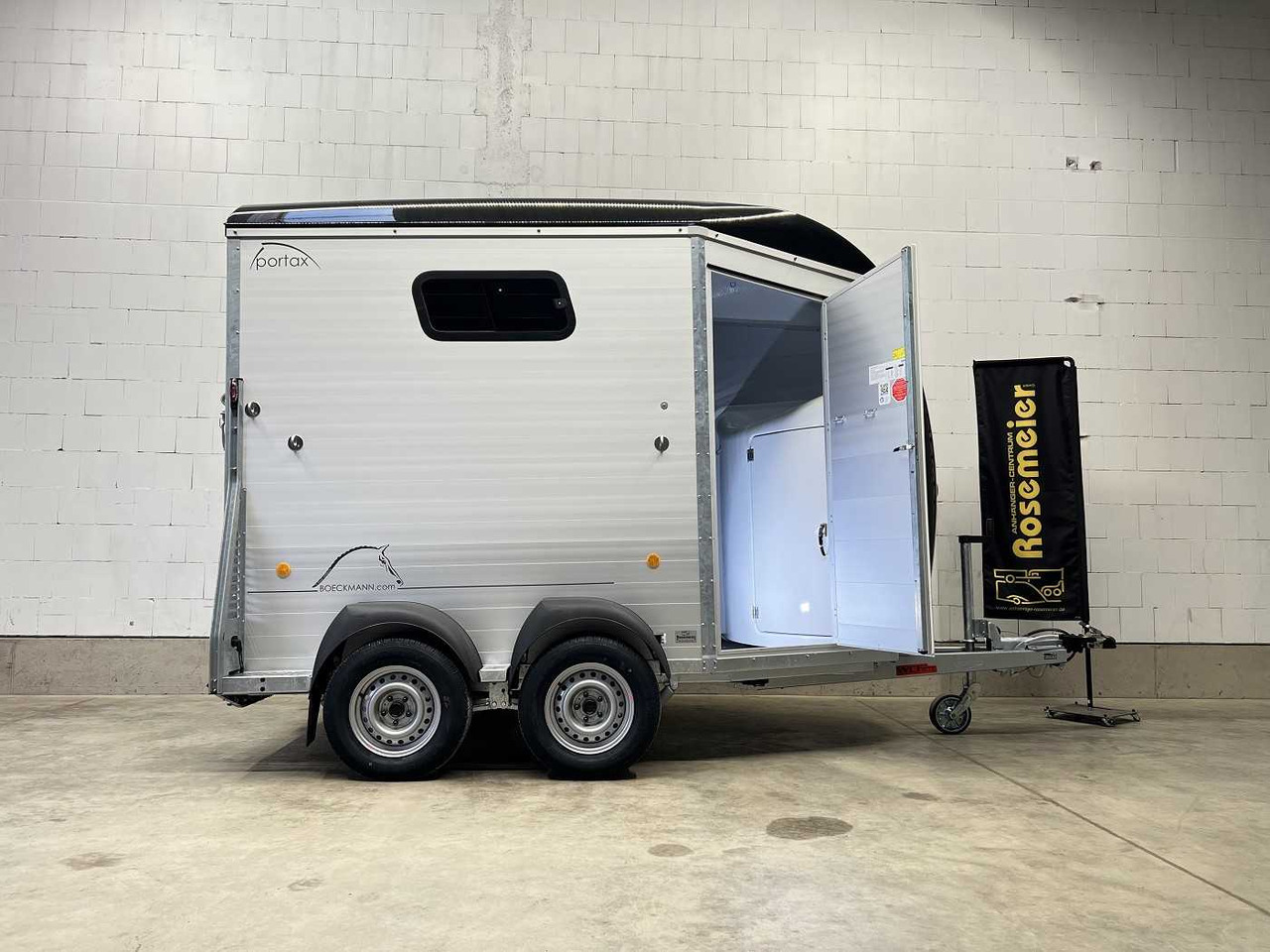 BOECKMANN Portax SKA Pferdeanhänger - Prikolica za konje: slika BOECKMANN Portax SKA Pferdeanhänger - Prikolica za konje BOECKMANN Portax SKA Pferdeanhänger - Prikolica za konje: slika BOECKMANN Portax SKA Pferdeanhänger - Prikolica za konje