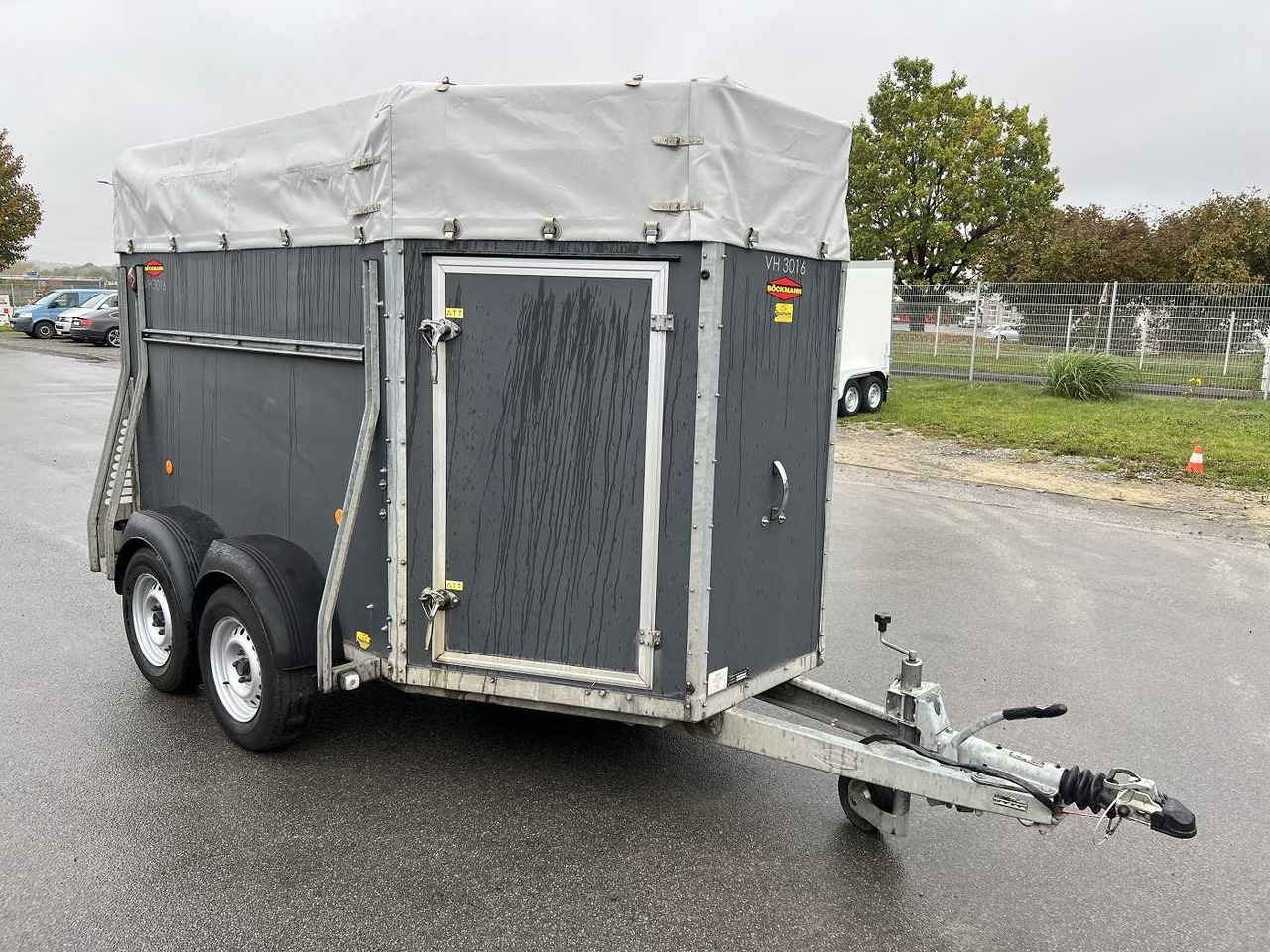 BOECKMANN VH 3016/24 Viehanhänger - Prikolica za prijevoz stoke: slika BOECKMANN VH 3016/24 Viehanhänger - Prikolica za prijevoz stoke BOECKMANN VH 3016/24 Viehanhänger - Prikolica za prijevoz stoke: slika BOECKMANN VH 3016/24 Viehanhänger - Prikolica za prijevoz stoke