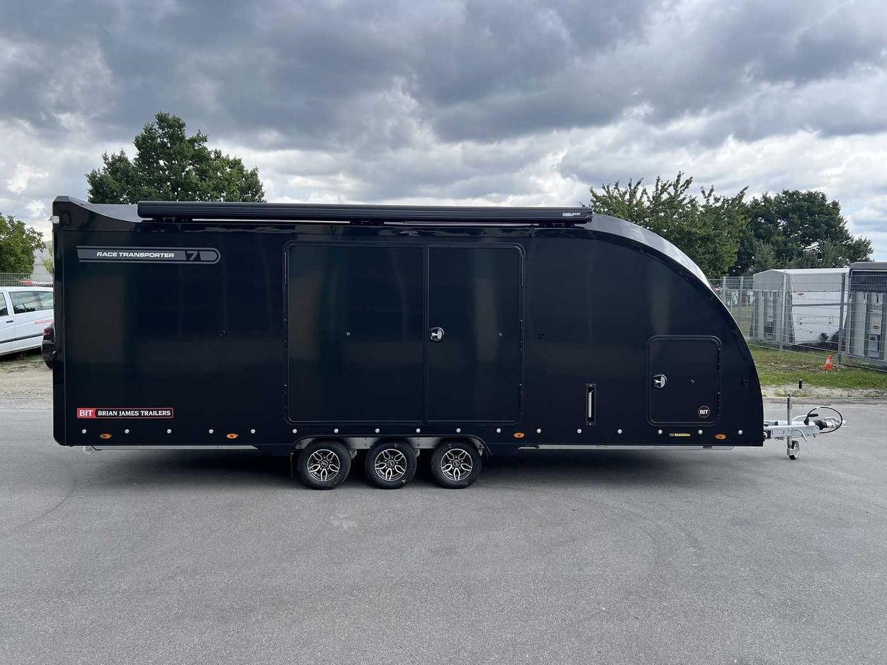 BRIAN_JAMES Race Transporter 7 Autotransporter geschlossen - Prikolica za prijevoz automobila: slika BRIAN_JAMES Race Transporter 7 Autotransporter geschlossen - Prikolica za prijevoz automobila BRIAN_JAMES Race Transporter 7 Autotransporter geschlossen - Prikolica za prijevoz automobila: slika BRIAN_JAMES Race Transporter 7 Autotransporter geschlossen - Prikolica za prijevoz automobila