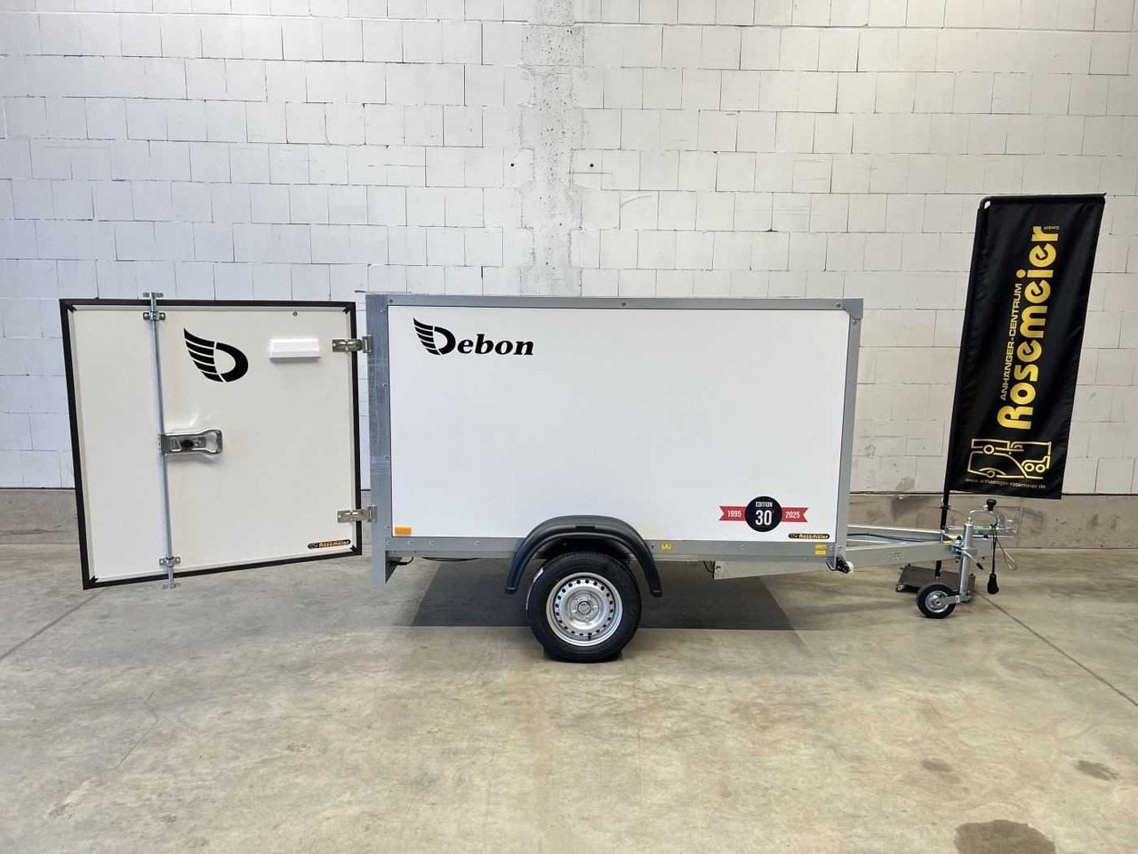 CHEVAL LIBERTE DEBON C220 Roadster 1-Flügeltür Kofferanhänger - Prikolica sa zatvorenim sandukom: slika CHEVAL LIBERTE DEBON C220 Roadster 1-Flügeltür Kofferanhänger - Prikolica sa zatvorenim sandukom CHEVAL LIBERTE DEBON C220 Roadster 1-Flügeltür Kofferanhänger - Prikolica sa zatvorenim sandukom: slika CHEVAL LIBERTE DEBON C220 Roadster 1-Flügeltür Kofferanhänger - Prikolica sa zatvorenim sandukom