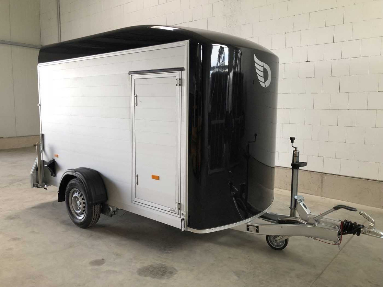 CHEVAL LIBERTE DEBON C300 Roadster Kofferanhänger - Prikolica za motocikl: slika CHEVAL LIBERTE DEBON C300 Roadster Kofferanhänger - Prikolica za motocikl CHEVAL LIBERTE DEBON C300 Roadster Kofferanhänger - Prikolica za motocikl: slika CHEVAL LIBERTE DEBON C300 Roadster Kofferanhänger - Prikolica za motocikl
