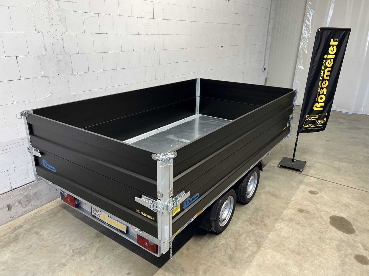 CHEVAL LIBERTE DEBON PW3.3E Black BWEH Dreiseitenkipper - Kiper prikolica: slika CHEVAL LIBERTE DEBON PW3.3E Black BWEH Dreiseitenkipper - Kiper prikolica CHEVAL LIBERTE DEBON PW3.3E Black BWEH Dreiseitenkipper - Kiper prikolica: slika CHEVAL LIBERTE DEBON PW3.3E Black BWEH Dreiseitenkipper - Kiper prikolica