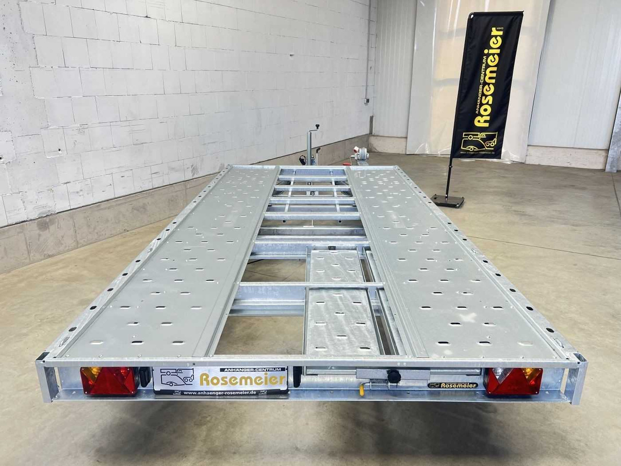 GT Kippbar 400/2 S 2,7T Autotransporter - Prikolica za prijevoz automobila: slika GT Kippbar 400/2 S 2,7T Autotransporter - Prikolica za prijevoz automobila GT Kippbar 400/2 S 2,7T Autotransporter - Prikolica za prijevoz automobila: slika GT Kippbar 400/2 S 2,7T Autotransporter - Prikolica za prijevoz automobila