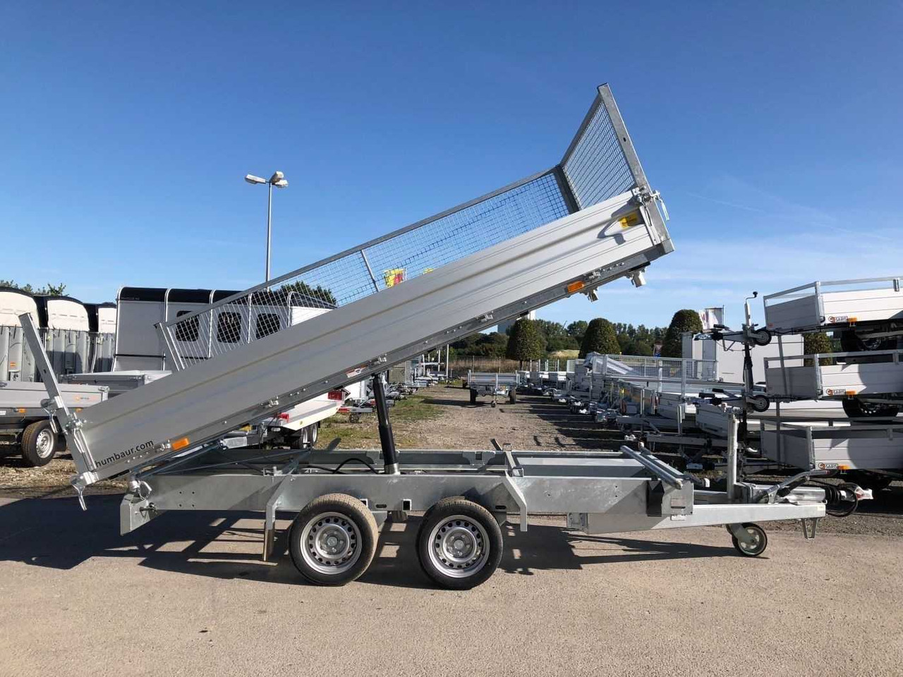 HUMBAUR HTK 3500.37 Gitter Dreiseitenkipper - Kiper prikolica: slika HUMBAUR HTK 3500.37 Gitter Dreiseitenkipper - Kiper prikolica HUMBAUR HTK 3500.37 Gitter Dreiseitenkipper - Kiper prikolica: slika HUMBAUR HTK 3500.37 Gitter Dreiseitenkipper - Kiper prikolica