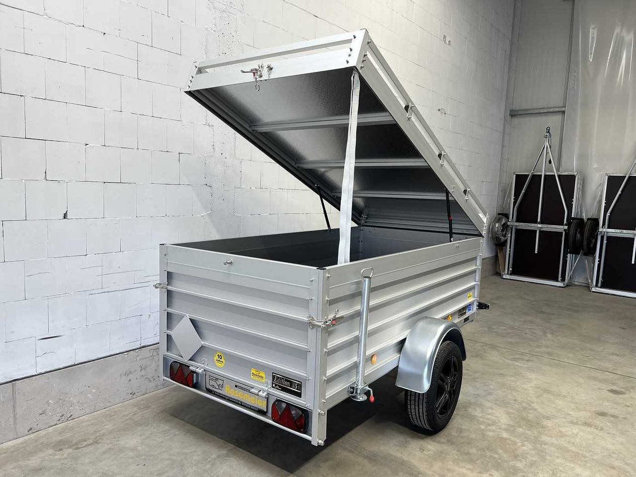 KOCH 4.13 Edition 35 2 BWEH Deckelanhänger - Auto prikolica: slika KOCH 4.13 Edition 35 2 BWEH Deckelanhänger - Auto prikolica KOCH 4.13 Edition 35 2 BWEH Deckelanhänger - Auto prikolica: slika KOCH 4.13 Edition 35 2 BWEH Deckelanhänger - Auto prikolica