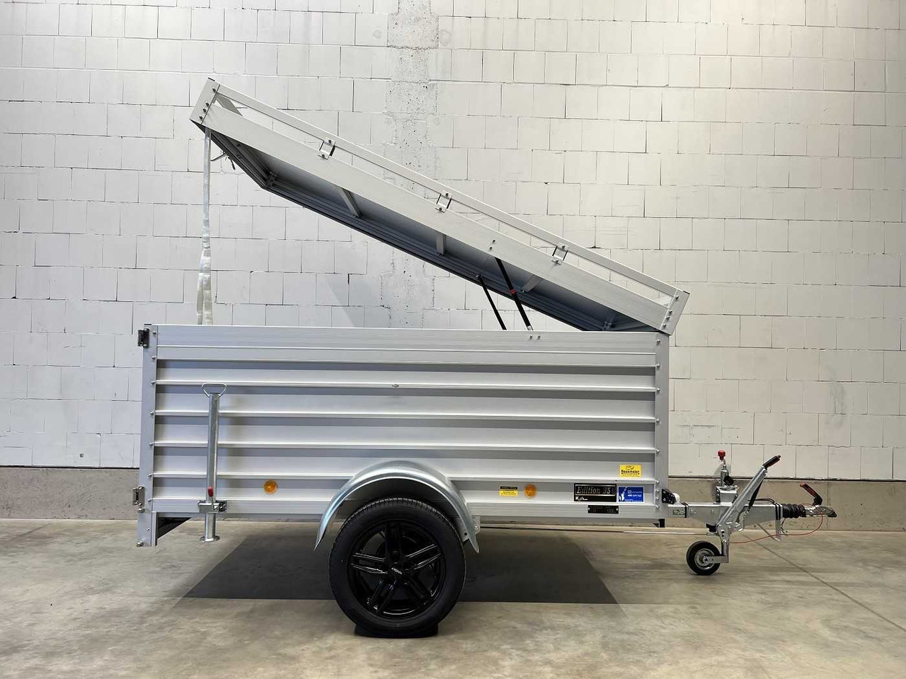 KOCH 4.13 Edition 35 3 BWEH Deckelanhänger - Auto prikolica: slika KOCH 4.13 Edition 35 3 BWEH Deckelanhänger - Auto prikolica KOCH 4.13 Edition 35 3 BWEH Deckelanhänger - Auto prikolica: slika KOCH 4.13 Edition 35 3 BWEH Deckelanhänger - Auto prikolica