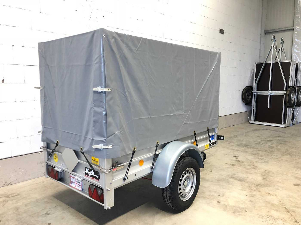 KOCH B1000 Plane Kastenanhänger gebremst - Auto prikolica: slika KOCH B1000 Plane Kastenanhänger gebremst - Auto prikolica KOCH B1000 Plane Kastenanhänger gebremst - Auto prikolica: slika KOCH B1000 Plane Kastenanhänger gebremst - Auto prikolica