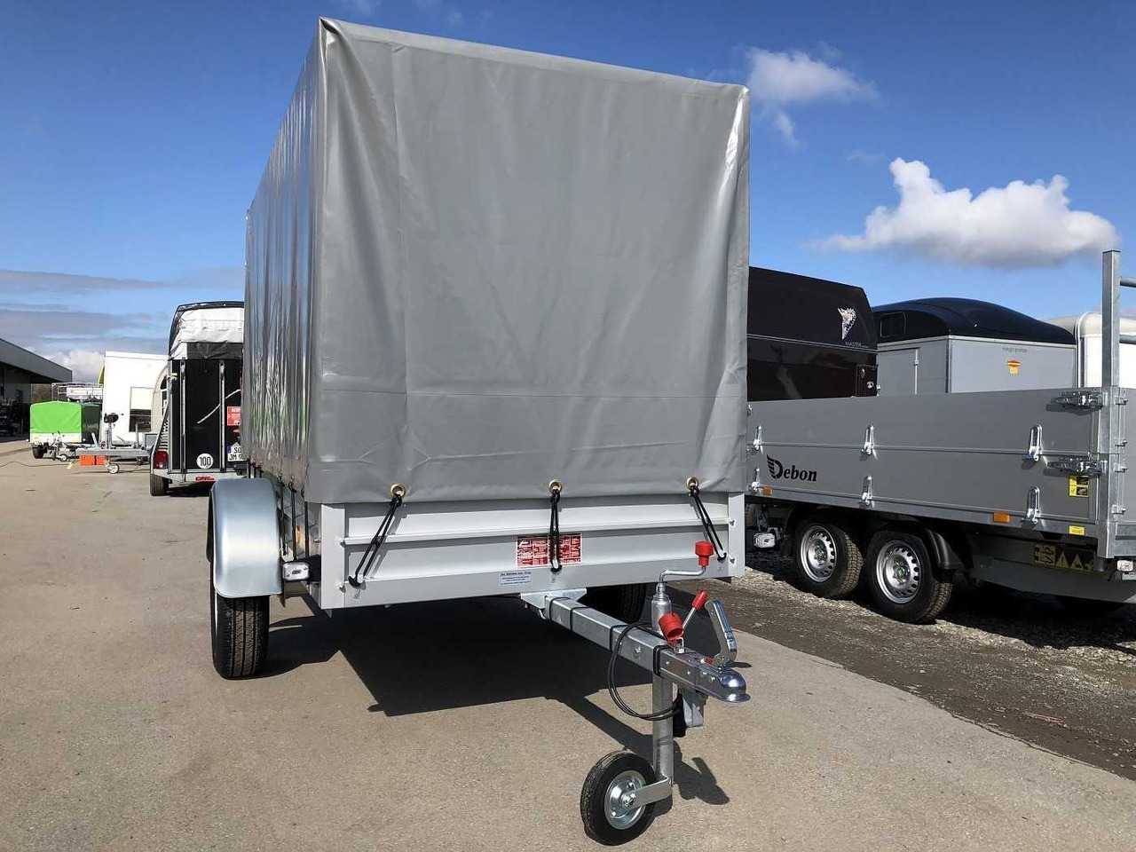 KOCH U4 mit Plane 1100 grau Kastenanhänger ungebremst - Auto prikolica: slika KOCH U4 mit Plane 1100 grau Kastenanhänger ungebremst - Auto prikolica KOCH U4 mit Plane 1100 grau Kastenanhänger ungebremst - Auto prikolica: slika KOCH U4 mit Plane 1100 grau Kastenanhänger ungebremst - Auto prikolica