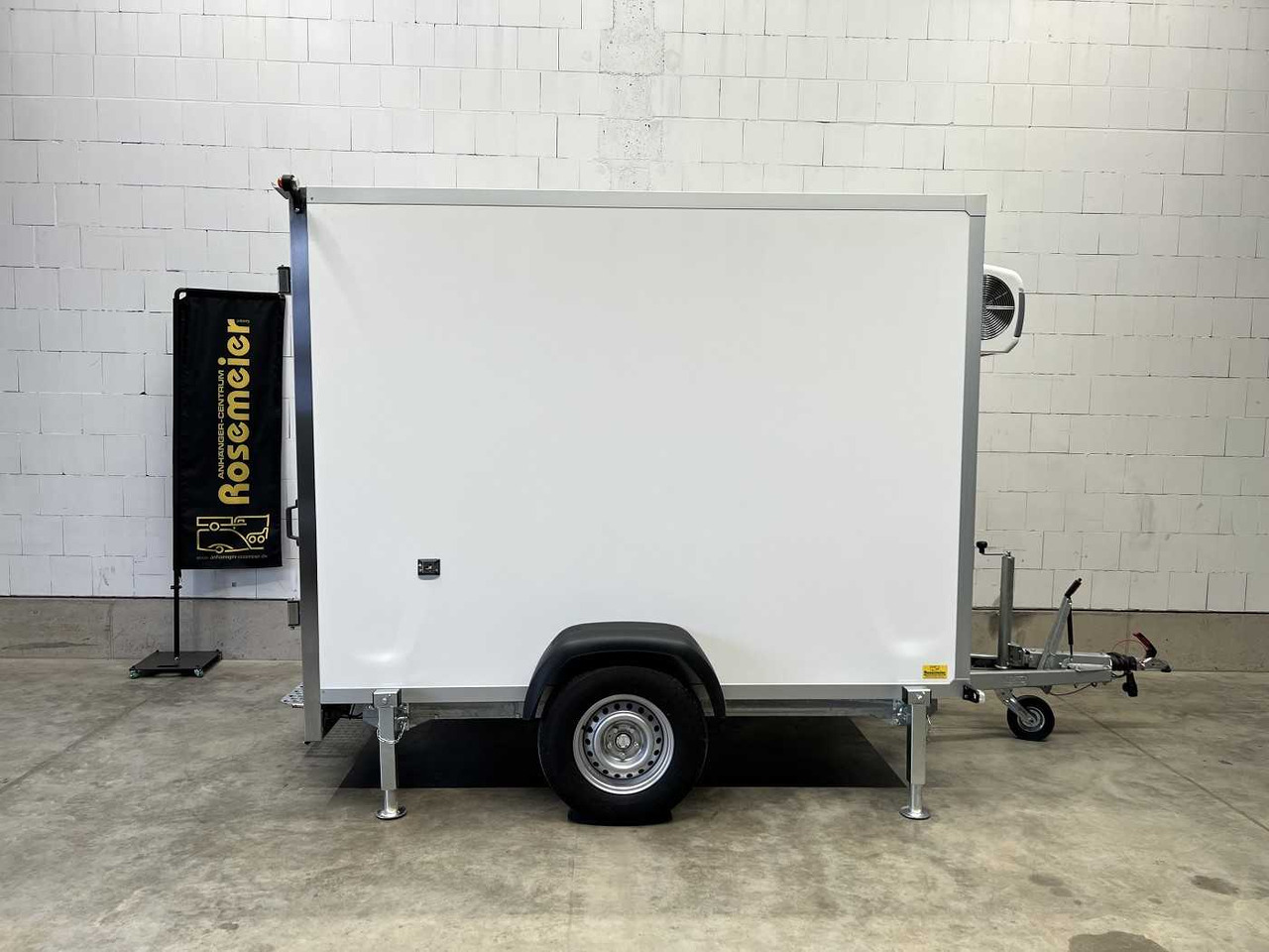 ROSEMEIER ER Cool 2.5 Tiefkühlanhänger - Prikolica hladnjača: slika ROSEMEIER ER Cool 2.5 Tiefkühlanhänger - Prikolica hladnjača ROSEMEIER ER Cool 2.5 Tiefkühlanhänger - Prikolica hladnjača: slika ROSEMEIER ER Cool 2.5 Tiefkühlanhänger - Prikolica hladnjača