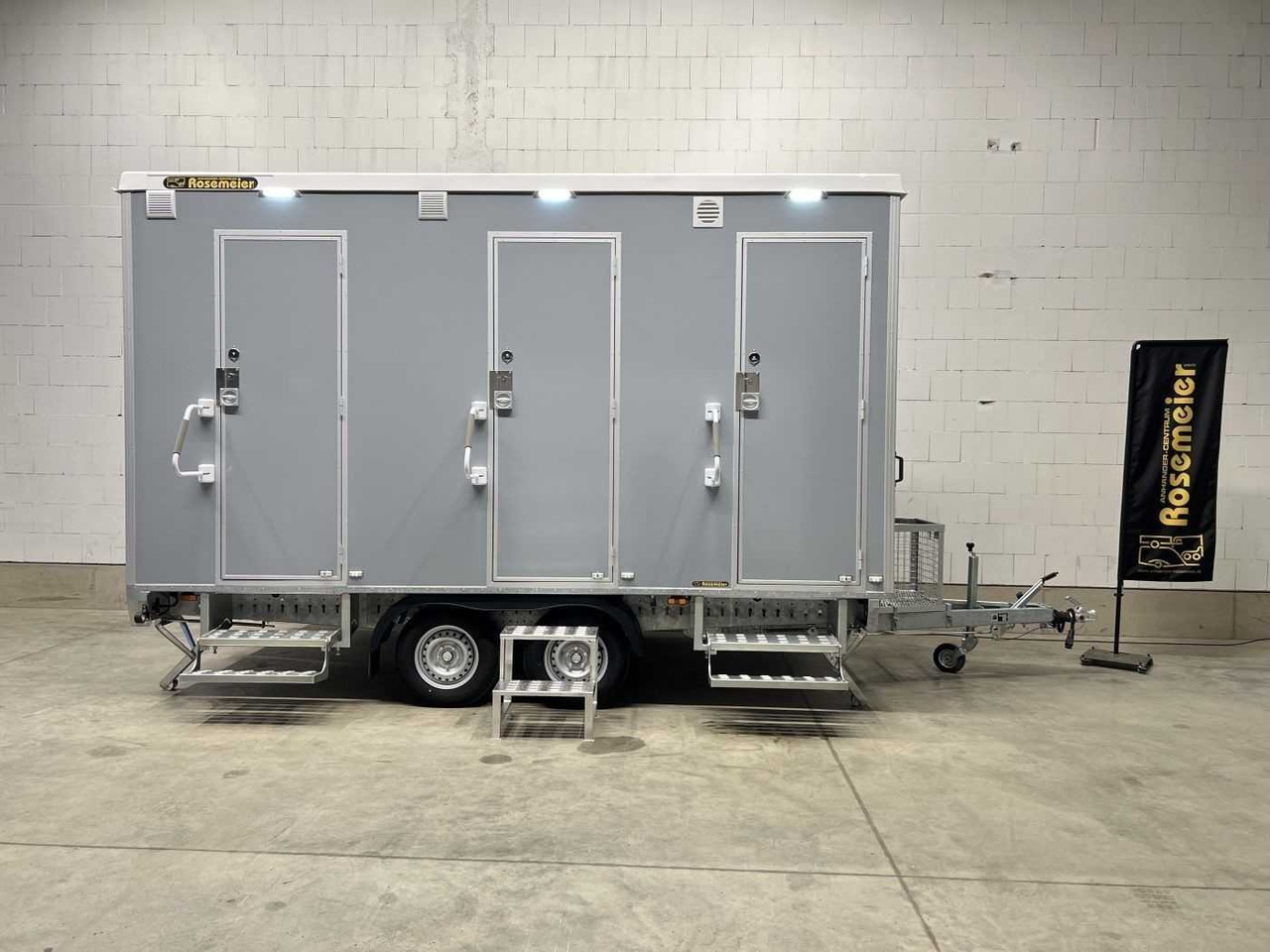ROSEMEIER EW TA-NO Dusch + WC Kombi 4 Toilettenanhänger - Građevinski kontejner, Prikolica: slika ROSEMEIER EW TA-NO Dusch + WC Kombi 4 Toilettenanhänger - Građevinski kontejner, Prikolica ROSEMEIER EW TA-NO Dusch + WC Kombi 4 Toilettenanhänger - Građevinski kontejner, Prikolica: slika ROSEMEIER EW TA-NO Dusch + WC Kombi 4 Toilettenanhänger - Građevinski kontejner, Prikolica