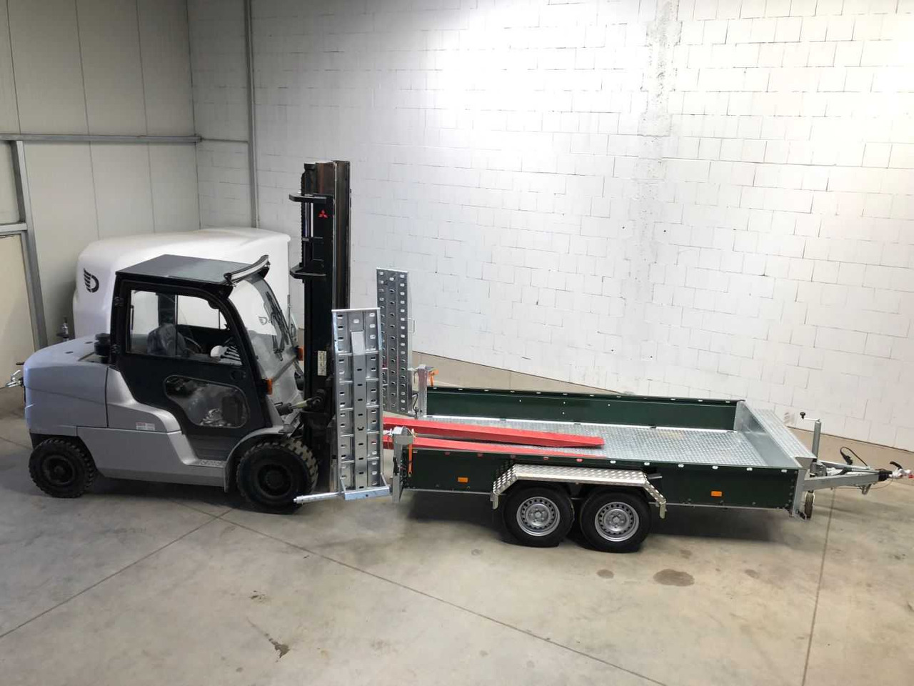 ROSEMEIER VE BAT C35.36 grau Maschinentransporter - Prikolica za radne strojeve: slika ROSEMEIER VE BAT C35.36 grau Maschinentransporter - Prikolica za radne strojeve ROSEMEIER VE BAT C35.36 grau Maschinentransporter - Prikolica za radne strojeve: slika ROSEMEIER VE BAT C35.36 grau Maschinentransporter - Prikolica za radne strojeve