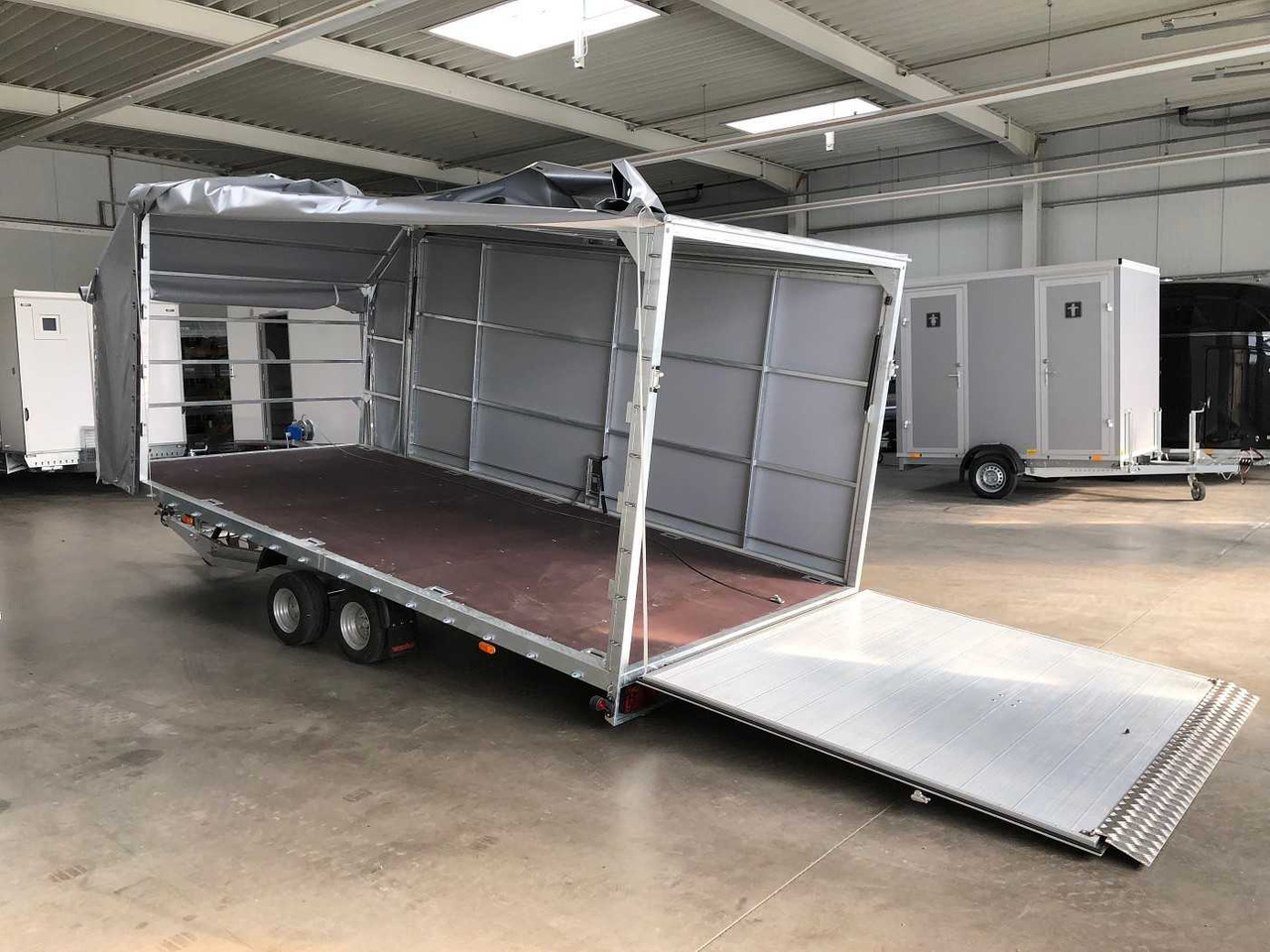 Novi Prikolica za prijevoz automobila ROSEMEIER VE Jumbo 27.5 Race-Plane Autotransporter geschlosse Autotransporter geschlossen: slika Novi Prikolica za prijevoz automobila ROSEMEIER VE Jumbo 27.5 Race-Plane Autotransporter geschlosse Autotransporter geschlossen