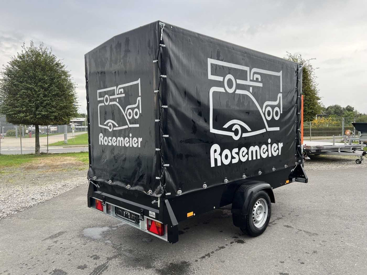 ROSEMEIER VE Spectrum C 13.30 Plane Kastenanhänger gebremst - Auto prikolica: slika ROSEMEIER VE Spectrum C 13.30 Plane Kastenanhänger gebremst - Auto prikolica ROSEMEIER VE Spectrum C 13.30 Plane Kastenanhänger gebremst - Auto prikolica: slika ROSEMEIER VE Spectrum C 13.30 Plane Kastenanhänger gebremst - Auto prikolica