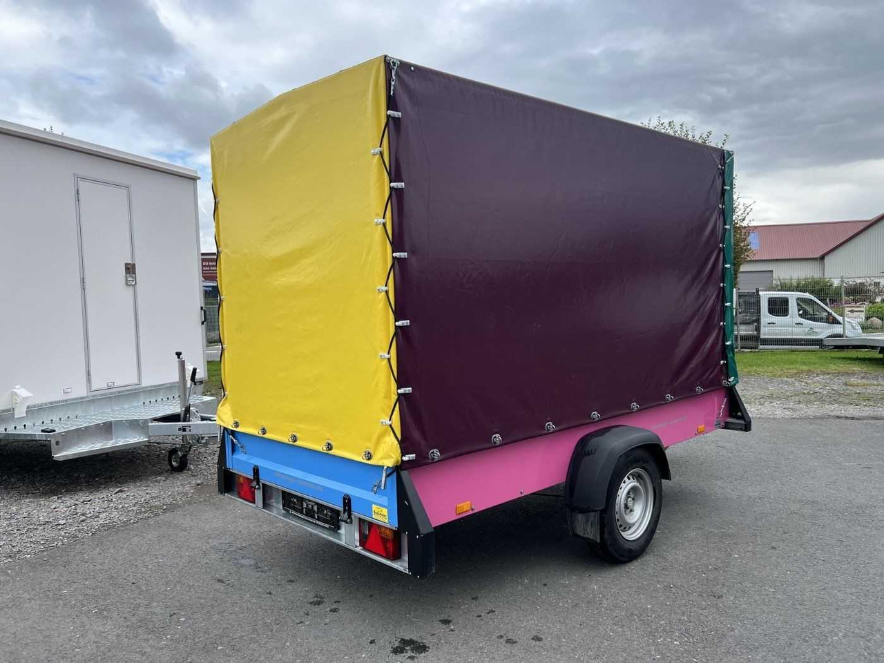 ROSEMEIER VE Spectrum C 13.30 mit Plane Kastenanhänger gebrem - Auto prikolica: slika ROSEMEIER VE Spectrum C 13.30 mit Plane Kastenanhänger gebrem - Auto prikolica ROSEMEIER VE Spectrum C 13.30 mit Plane Kastenanhänger gebrem - Auto prikolica: slika ROSEMEIER VE Spectrum C 13.30 mit Plane Kastenanhänger gebrem - Auto prikolica