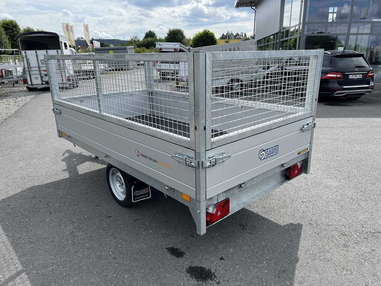 SARIS PL 276 150 1500 1 Gitter Hochlader - Auto prikolica: slika SARIS PL 276 150 1500 1 Gitter Hochlader - Auto prikolica SARIS PL 276 150 1500 1 Gitter Hochlader - Auto prikolica: slika SARIS PL 276 150 1500 1 Gitter Hochlader - Auto prikolica