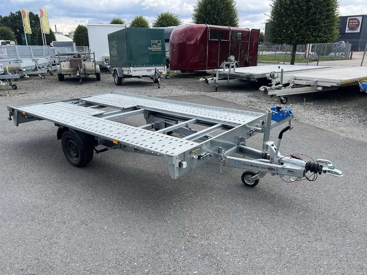 TPV HL-EBK 3520/18 Autotransporter - Prikolica za prijevoz automobila: slika TPV HL-EBK 3520/18 Autotransporter - Prikolica za prijevoz automobila TPV HL-EBK 3520/18 Autotransporter - Prikolica za prijevoz automobila: slika TPV HL-EBK 3520/18 Autotransporter - Prikolica za prijevoz automobila