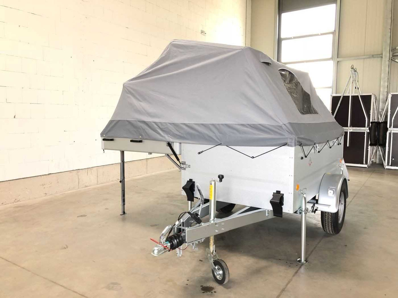 TPV KT-EB3 Street Camper Campinganhänger - Kamp prikolica: slika TPV KT-EB3 Street Camper Campinganhänger - Kamp prikolica TPV KT-EB3 Street Camper Campinganhänger - Kamp prikolica: slika TPV KT-EB3 Street Camper Campinganhänger - Kamp prikolica