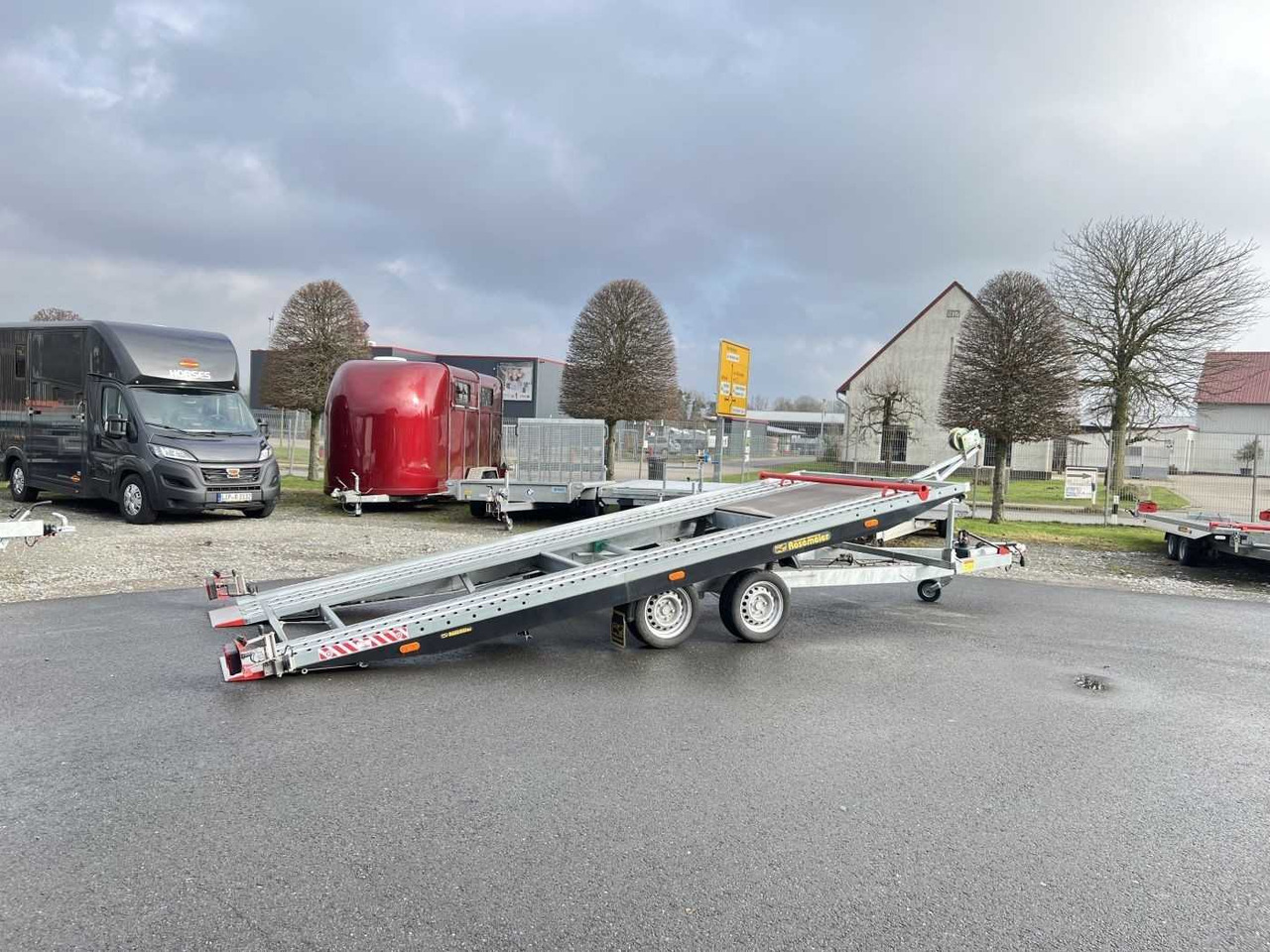 VEZEKO Imola S 35.47 Autotransporter - Prikolica za prijevoz automobila: slika VEZEKO Imola S 35.47 Autotransporter - Prikolica za prijevoz automobila VEZEKO Imola S 35.47 Autotransporter - Prikolica za prijevoz automobila: slika VEZEKO Imola S 35.47 Autotransporter - Prikolica za prijevoz automobila