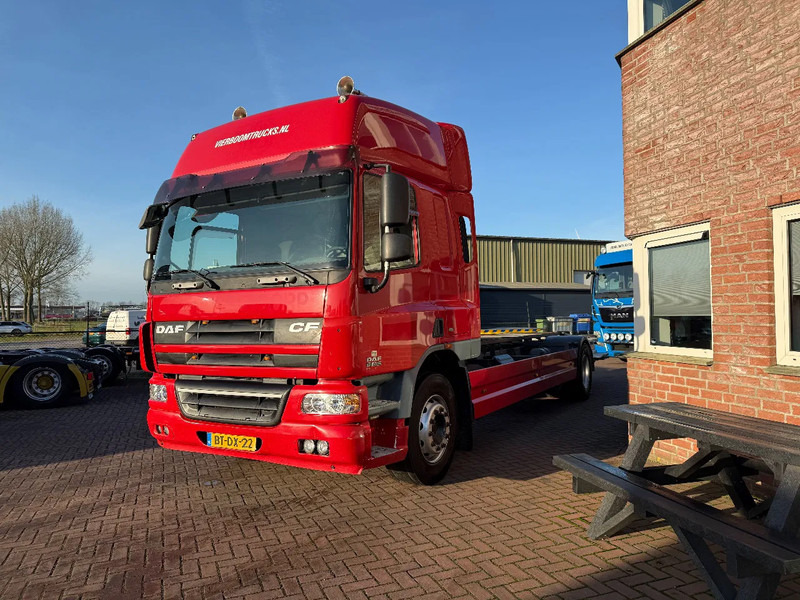 DAF CF 75 CF75-250 4X2 SPACECAB/RENOVA/STEEL/AIR/AIRCO/HOLLAND TRUCK - Transporter kontejnera/ Kamion s izmjenjivim sanducima: slika DAF CF 75 CF75-250 4X2 SPACECAB/RENOVA/STEEL/AIR/AIRCO/HOLLAND TRUCK - Transporter kontejnera/ Kamion s izmjenjivim sanducima DAF CF 75 CF75-250 4X2 SPACECAB/RENOVA/STEEL/AIR/AIRCO/HOLLAND TRUCK - Transporter kontejnera/ Kamion s izmjenjivim sanducima: slika DAF CF 75 CF75-250 4X2 SPACECAB/RENOVA/STEEL/AIR/AIRCO/HOLLAND TRUCK - Transporter kontejnera/ Kamion s izmjenjivim sanducima