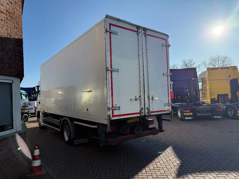 MAN TGS 18.320 TGS 18.320 4X2 LL mit Wechsel Koffer und LBW Euro5 - Kamion sandučar: slika MAN TGS 18.320 TGS 18.320 4X2 LL mit Wechsel Koffer und LBW Euro5 - Kamion sandučar MAN TGS 18.320 TGS 18.320 4X2 LL mit Wechsel Koffer und LBW Euro5 - Kamion sandučar: slika MAN TGS 18.320 TGS 18.320 4X2 LL mit Wechsel Koffer und LBW Euro5 - Kamion sandučar