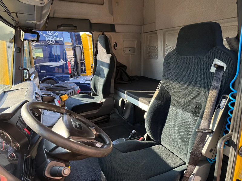 Tegljač MAN TGX TGX 18.400 4X2 / EURO6 / HOLLAND TRUCK: slika Tegljač MAN TGX TGX 18.400 4X2 / EURO6 / HOLLAND TRUCK Tegljač MAN TGX TGX 18.400 4X2 / EURO6 / HOLLAND TRUCK: slika Tegljač MAN TGX TGX 18.400 4X2 / EURO6 / HOLLAND TRUCK