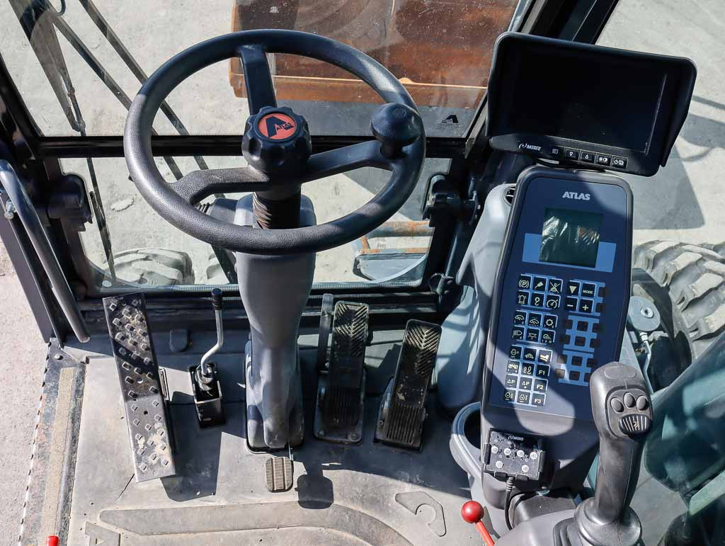 Bager na kotačima ATLAS 140W: slika Bager na kotačima ATLAS 140W
