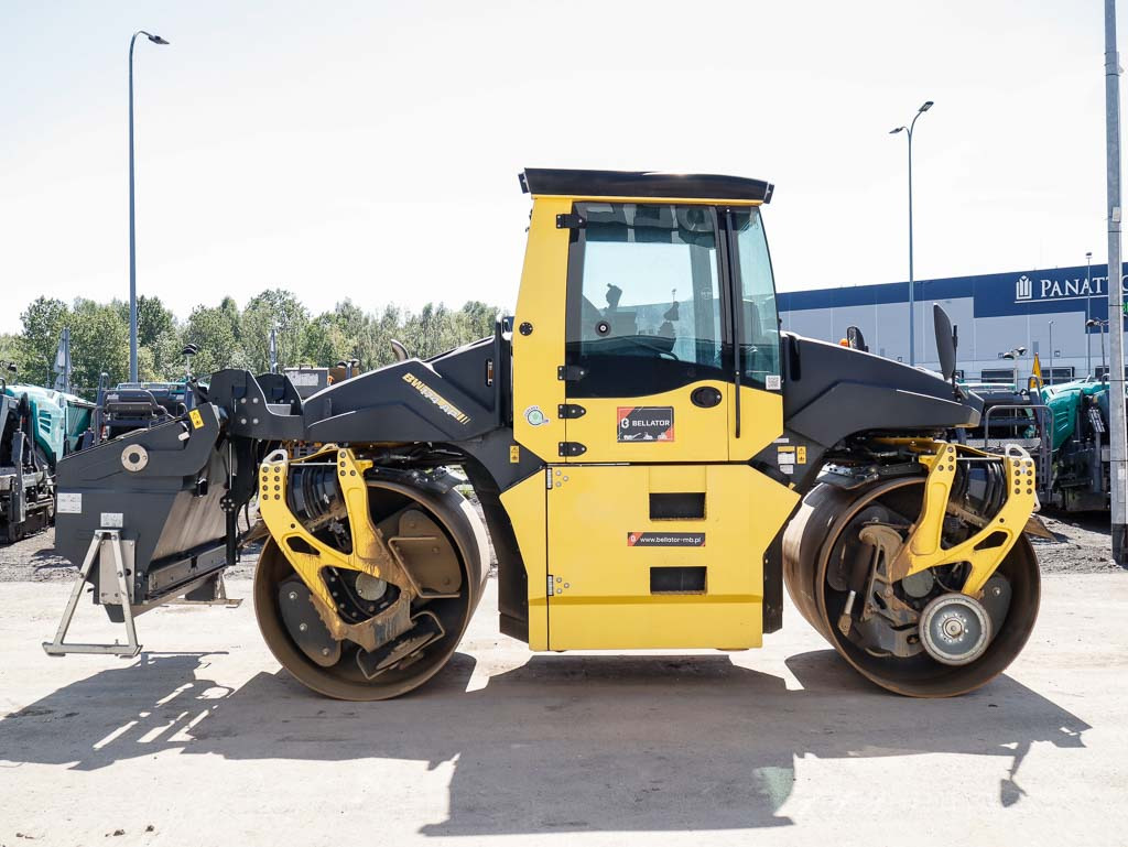 BOMAG BW 174 AP-4v - Cestovni valjak: slika BOMAG BW 174 AP-4v - Cestovni valjak BOMAG BW 174 AP-4v - Cestovni valjak: slika BOMAG BW 174 AP-4v - Cestovni valjak