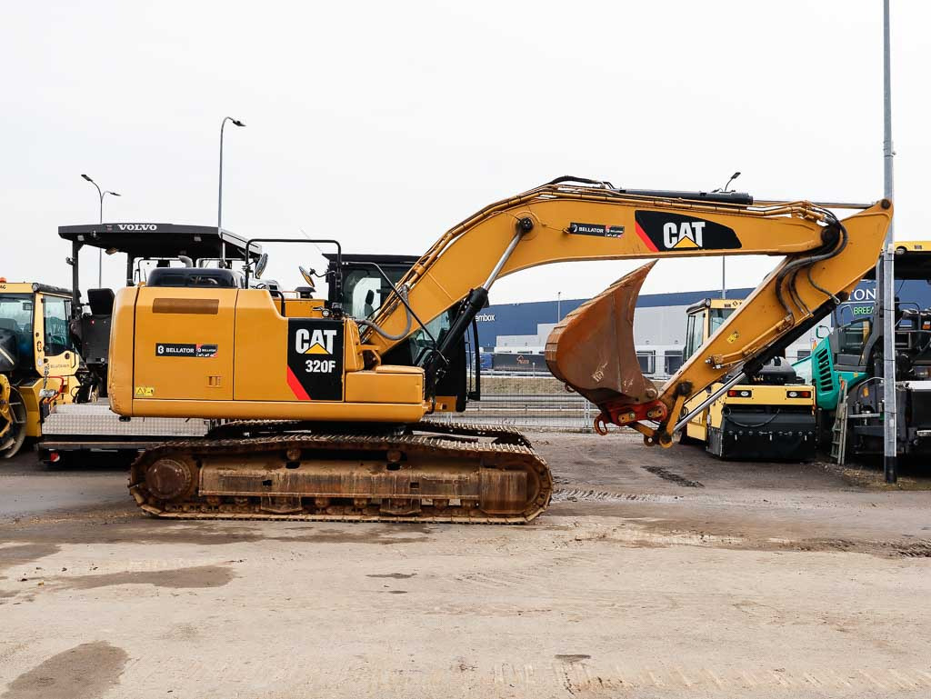 Bager gusjeničar CATERPILLAR 320F: slika Bager gusjeničar CATERPILLAR 320F