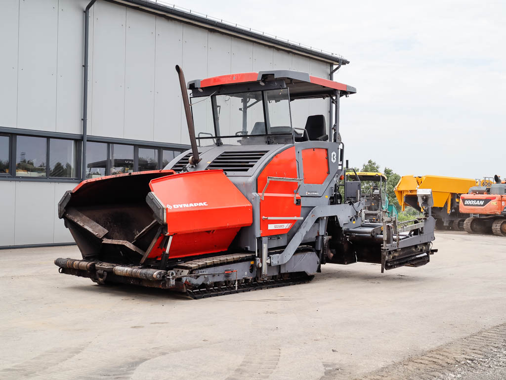 DYNAPAC SD 2500 CS - Finišer za asfalt: slika DYNAPAC SD 2500 CS - Finišer za asfalt DYNAPAC SD 2500 CS - Finišer za asfalt: slika DYNAPAC SD 2500 CS - Finišer za asfalt