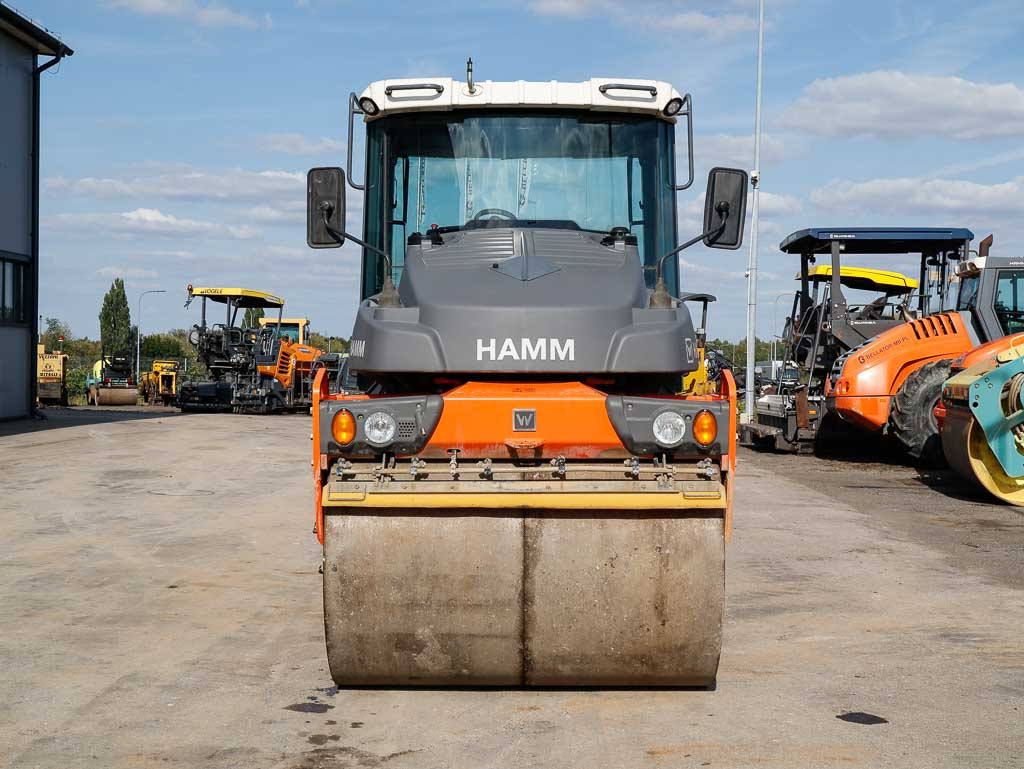 HAMM DV+ 90i VO-S - Cestovni valjak: slika HAMM DV+ 90i VO-S - Cestovni valjak HAMM DV+ 90i VO-S - Cestovni valjak: slika HAMM DV+ 90i VO-S - Cestovni valjak
