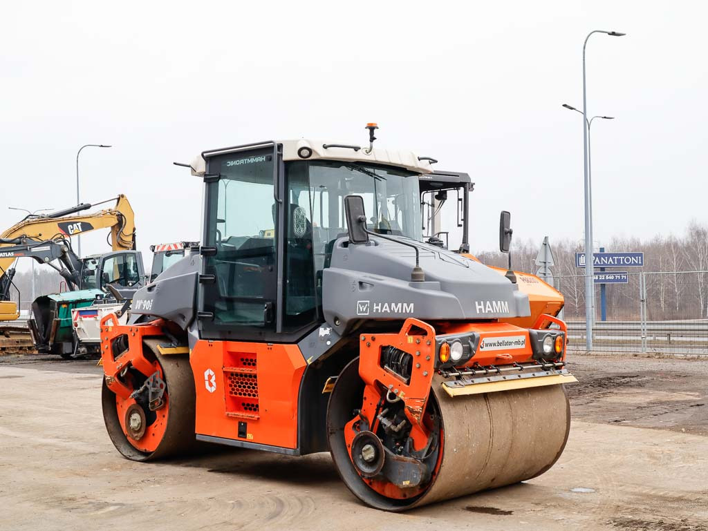 HAMM DV+ 90i VV-S - Cestovni valjak: slika HAMM DV+ 90i VV-S - Cestovni valjak HAMM DV+ 90i VV-S - Cestovni valjak: slika HAMM DV+ 90i VV-S - Cestovni valjak