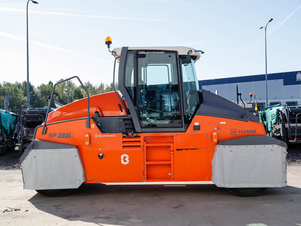 HAMM HP 280i - Pneumatski valjak: slika HAMM HP 280i - Pneumatski valjak HAMM HP 280i - Pneumatski valjak: slika HAMM HP 280i - Pneumatski valjak