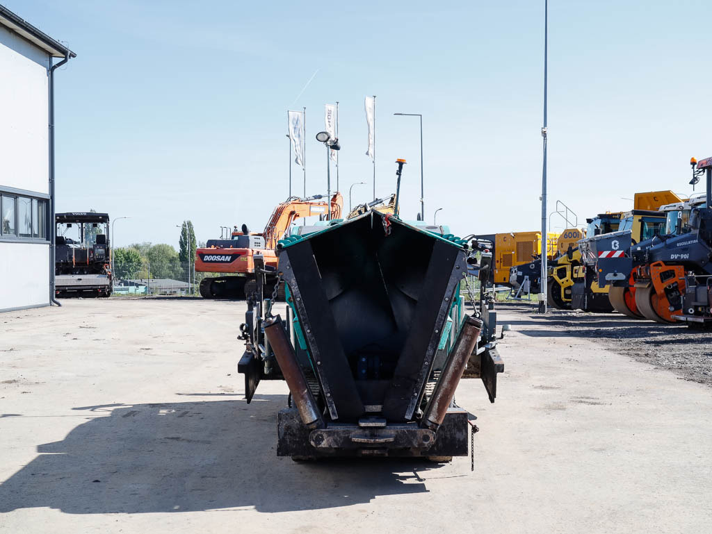 VÖGELE SUPER 800-3i - Finišer za asfalt: slika VÖGELE SUPER 800-3i - Finišer za asfalt VÖGELE SUPER 800-3i - Finišer za asfalt: slika VÖGELE SUPER 800-3i - Finišer za asfalt