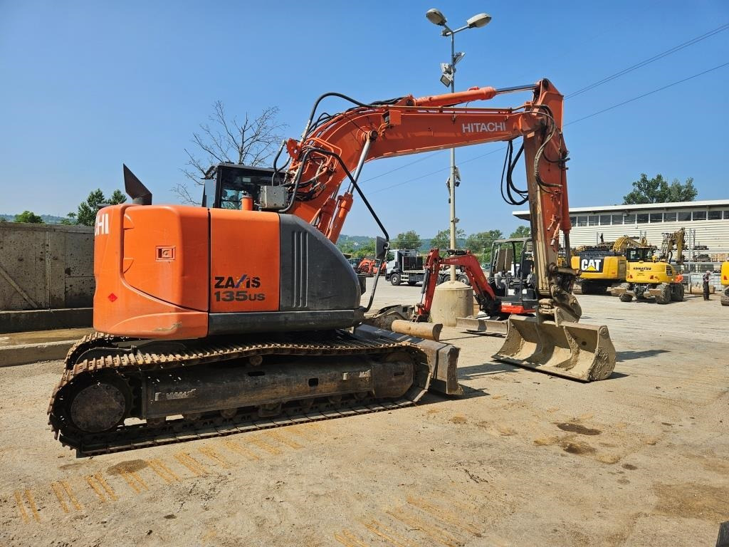 HITACHI ZX 135 US - Bager gusjeničar: slika HITACHI ZX 135 US - Bager gusjeničar HITACHI ZX 135 US - Bager gusjeničar: slika HITACHI ZX 135 US - Bager gusjeničar