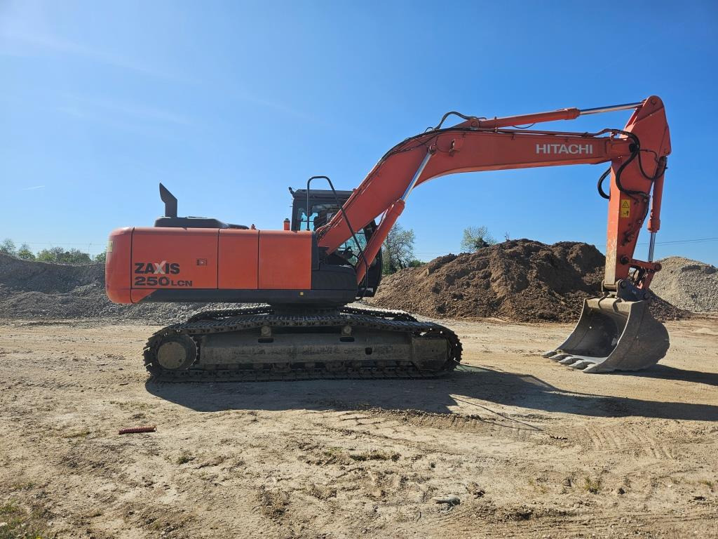 HITACHI ZX 250 LCN-5 - Bager gusjeničar: slika HITACHI ZX 250 LCN-5 - Bager gusjeničar HITACHI ZX 250 LCN-5 - Bager gusjeničar: slika HITACHI ZX 250 LCN-5 - Bager gusjeničar