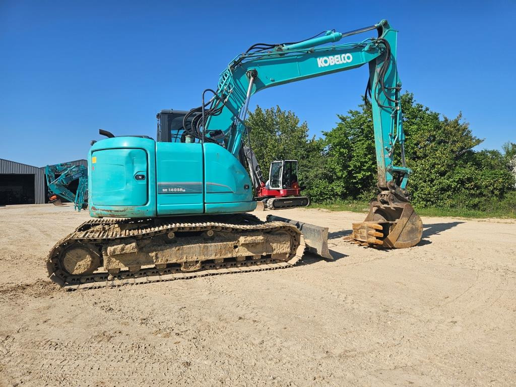 KOBELCO SK 140 SRLC - Bager: slika KOBELCO SK 140 SRLC - Bager KOBELCO SK 140 SRLC - Bager: slika KOBELCO SK 140 SRLC - Bager