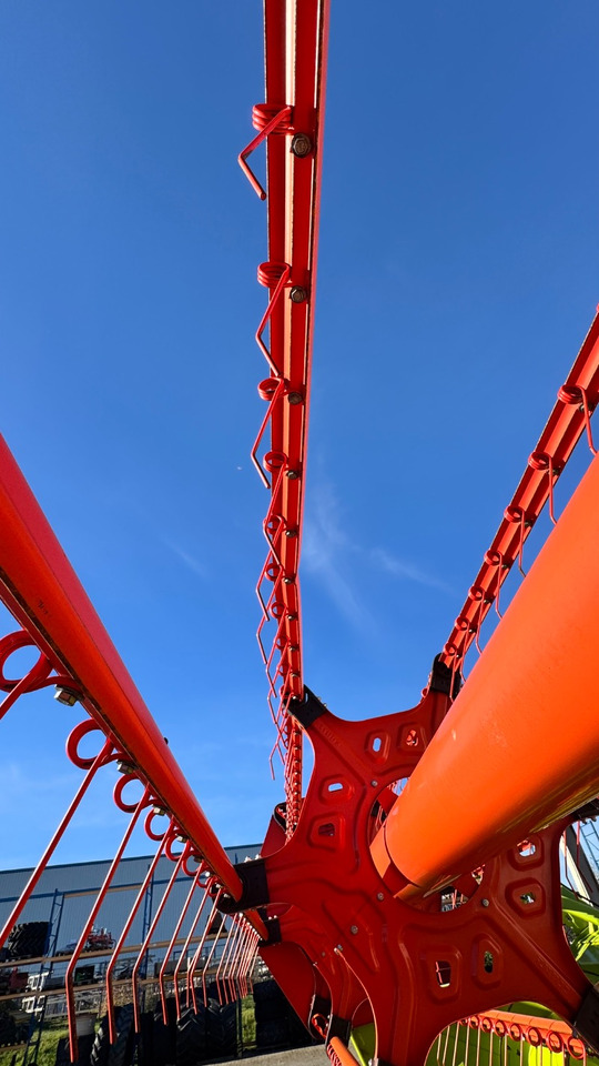 CLAAS VARIO 1080 Schneidwerkswagen - Kombajn za žetvu: slika CLAAS VARIO 1080 Schneidwerkswagen - Kombajn za žetvu CLAAS VARIO 1080 Schneidwerkswagen - Kombajn za žetvu: slika CLAAS VARIO 1080 Schneidwerkswagen - Kombajn za žetvu