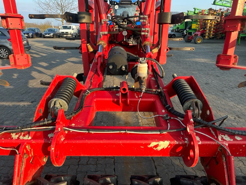 Horsch Tiger 6 XL / keine Schweißstellen - Kultivator: slika Horsch Tiger 6 XL / keine Schweißstellen - Kultivator Horsch Tiger 6 XL / keine Schweißstellen - Kultivator: slika Horsch Tiger 6 XL / keine Schweißstellen - Kultivator