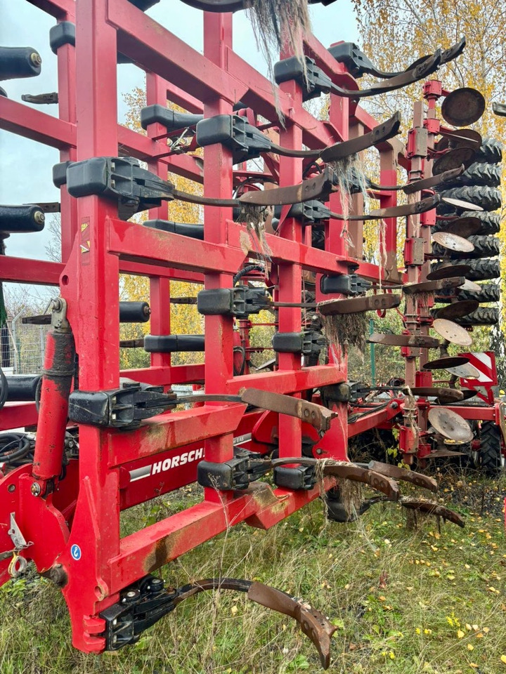 Horsch Tiger 8AS Reifenpacker - Kultivator: slika Horsch Tiger 8AS Reifenpacker - Kultivator Horsch Tiger 8AS Reifenpacker - Kultivator: slika Horsch Tiger 8AS Reifenpacker - Kultivator