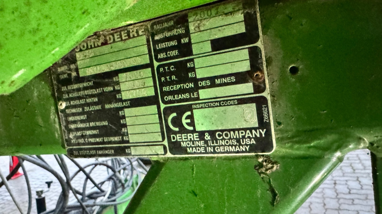 John Deere 740 A 8m - Sijačica: slika John Deere 740 A 8m - Sijačica John Deere 740 A 8m - Sijačica: slika John Deere 740 A 8m - Sijačica