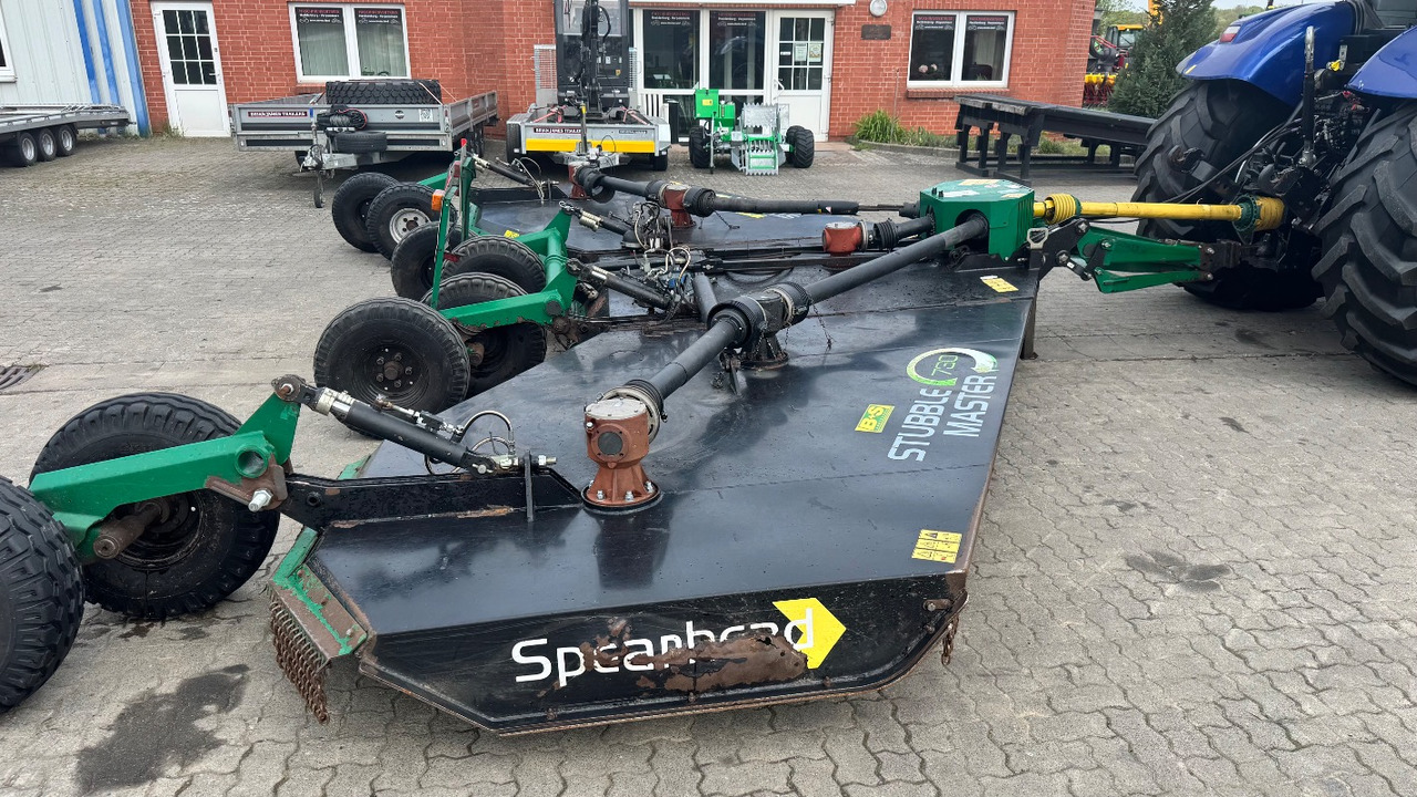 Spearhead Stubble Master 730 - Malčer sa čekićima: slika Spearhead Stubble Master 730 - Malčer sa čekićima Spearhead Stubble Master 730 - Malčer sa čekićima: slika Spearhead Stubble Master 730 - Malčer sa čekićima