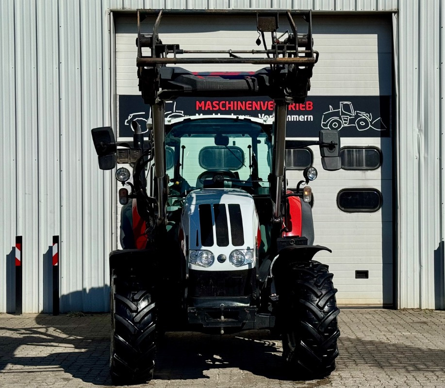 Steyr 4090 Kompakt - Traktor: slika Steyr 4090 Kompakt - Traktor Steyr 4090 Kompakt - Traktor: slika Steyr 4090 Kompakt - Traktor