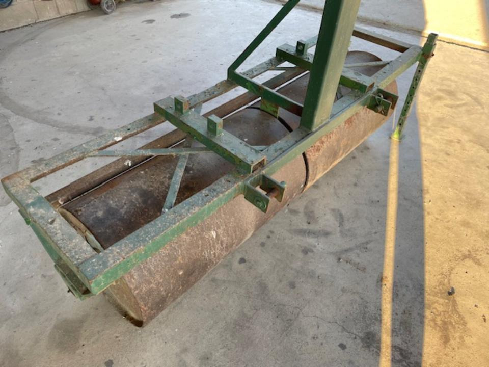 Glattwalze / Wiesenwalze - Valjak za poljoprivredna gospodarstva: slika Glattwalze / Wiesenwalze - Valjak za poljoprivredna gospodarstva Glattwalze / Wiesenwalze - Valjak za poljoprivredna gospodarstva: slika Glattwalze / Wiesenwalze - Valjak za poljoprivredna gospodarstva